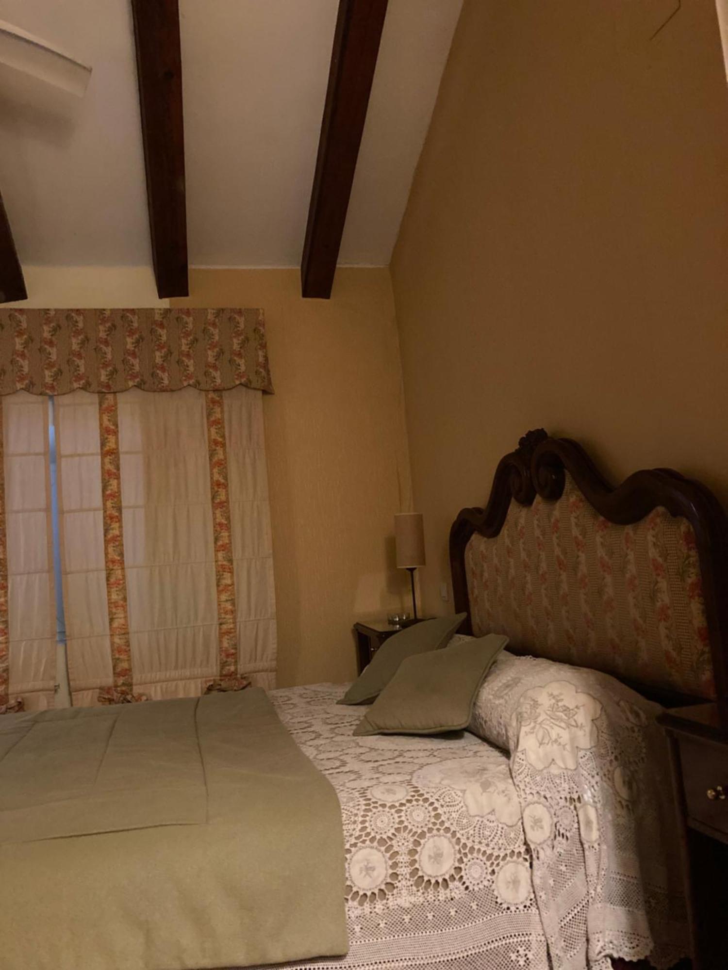 Casa Rural Valdevilano La Roca de la Sierra Luaran gambar